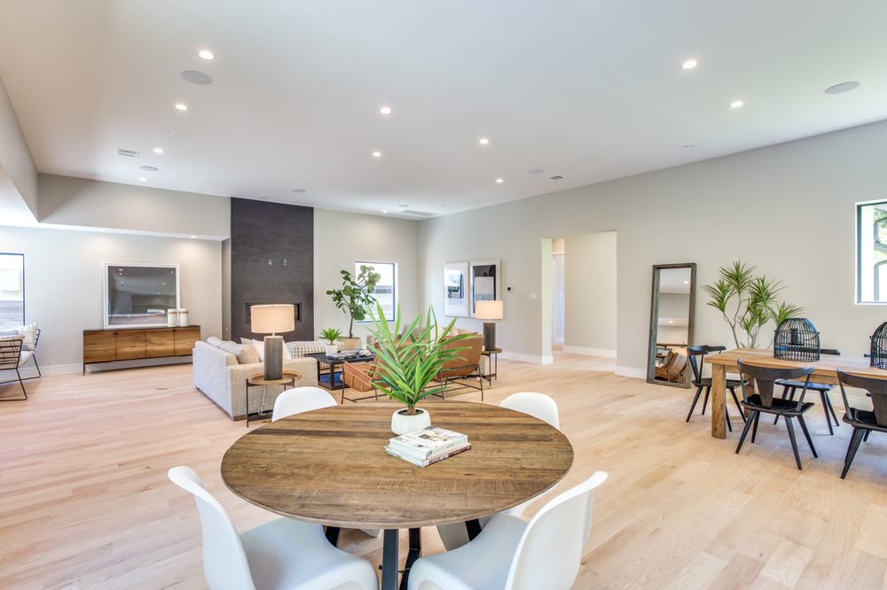 Photo of Van Poole Properties Group Keller Williams