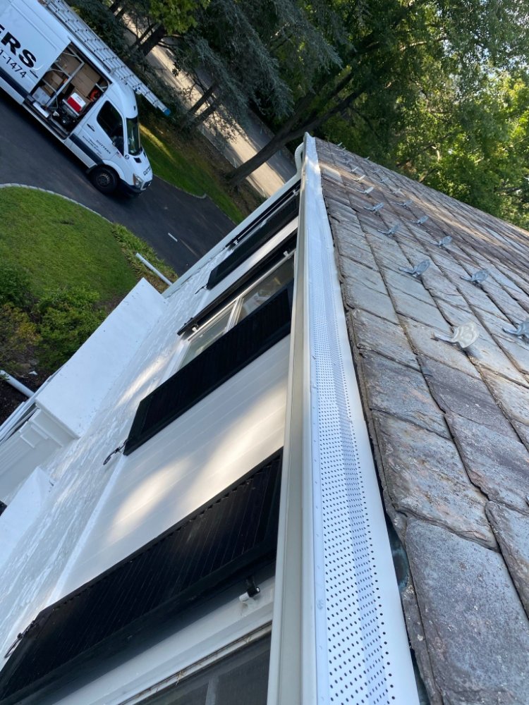 Photo of Pineda Seamless Gutters And Landscaping