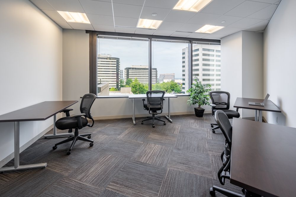 Photo of Pinnacle Workspace at Tysons
