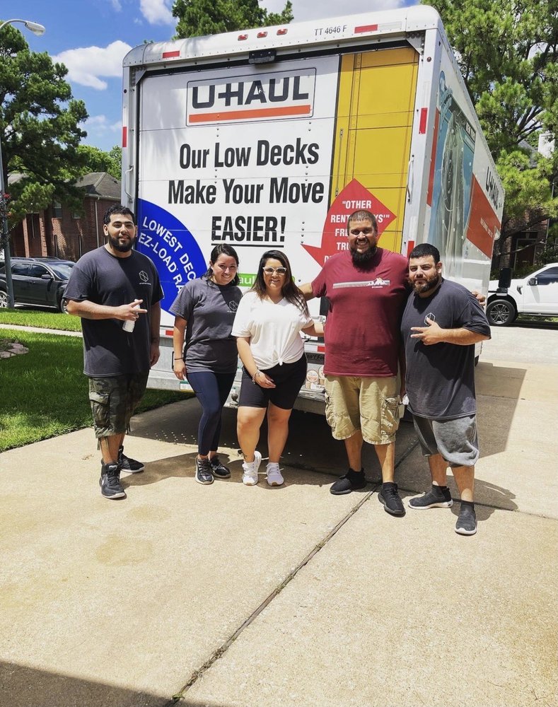 Photo of La Movida Movers