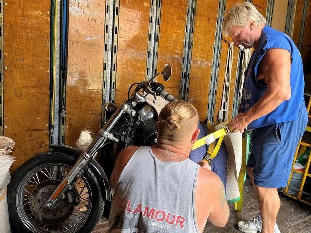 Photo of Glamour Moving & Storage