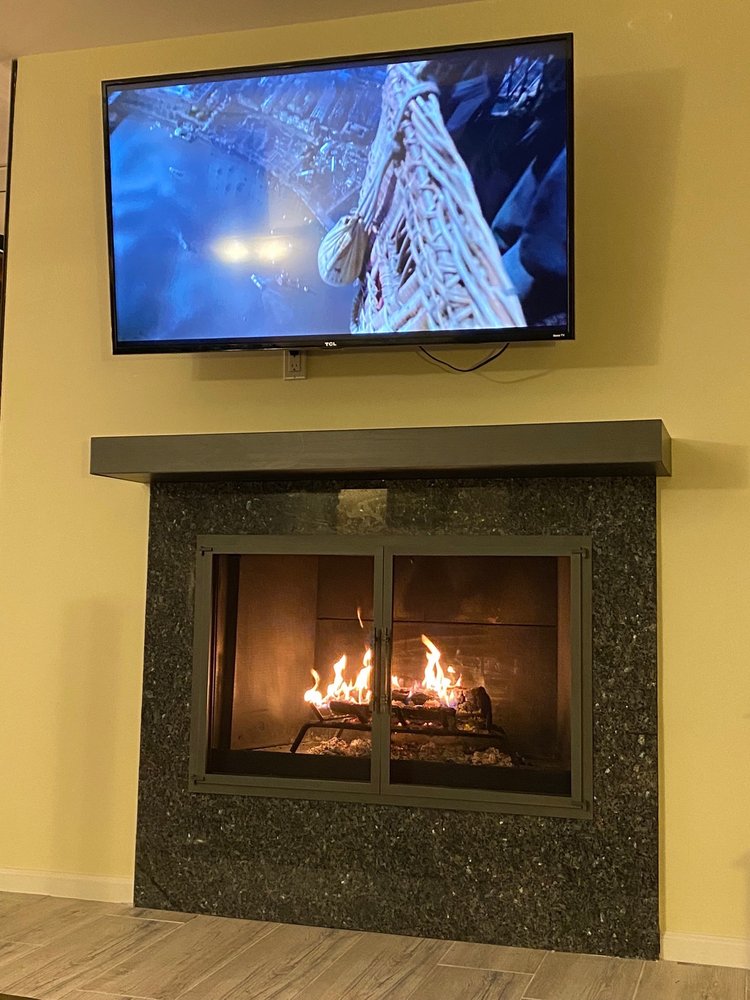 Photo of Wilshire and Okell's Fireplace