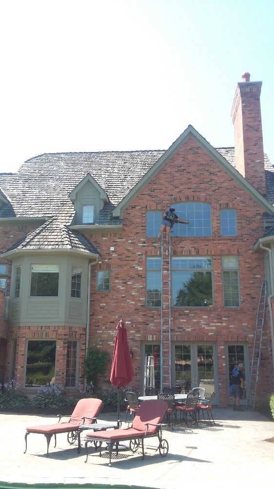Photo of Touch Of Glass And Maintenance