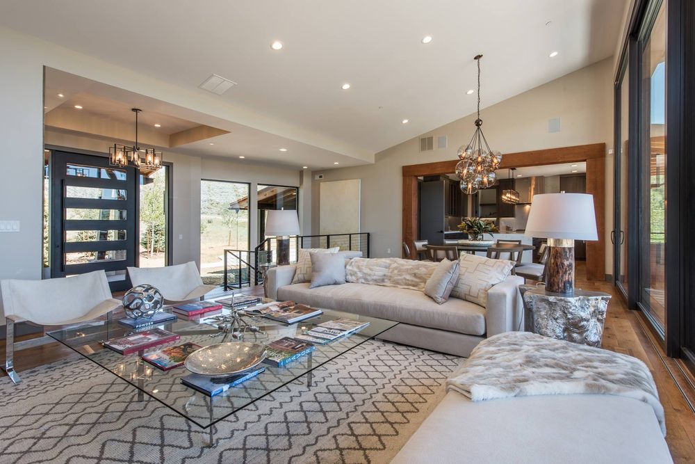 Photo of Bennett Lee Designs