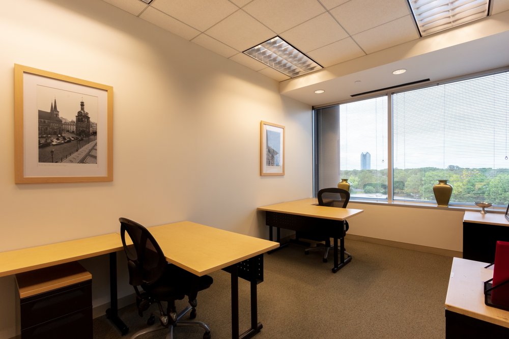 Photo of Regus Illinois Oak Brook Pointe