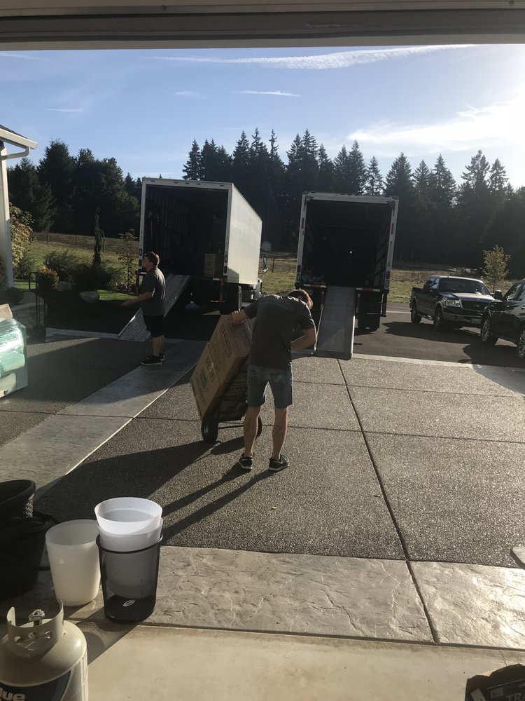 Photo of Amazing Moving & Storage