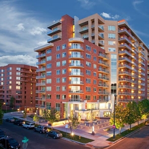 Denver The Seasons of Cherry Creek