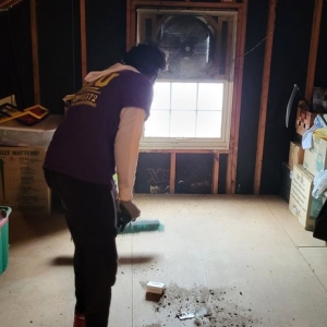 Photo of Moving U & Junk U - Reading