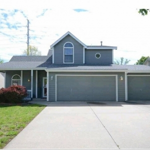 Photo of Homes by Jasmine Avery - Platinum Realty
