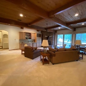 Photo of Cesar's Floor Covering