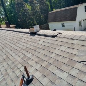 Photo of M & R Roofing Repair