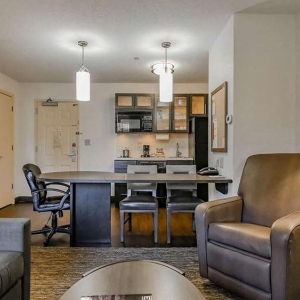 Photo of Sonesta Simply Suites Des Moines