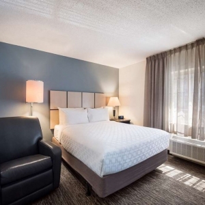 Photo of Sonesta Simply Suites Des Moines