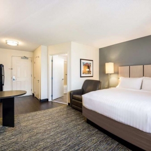 Photo of Sonesta Simply Suites Des Moines