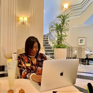 Photo of Luxurious Wealth Online
