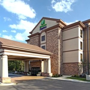 Photo of Holiday Inn Express & Suites Maumelle - Little Rock NW
