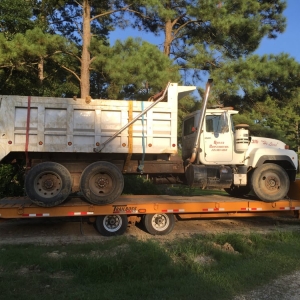Photo of Lloyd's Mobile Home Mover & Towing Services