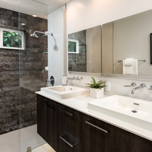 Photo of Arrow Glass & Mirror
