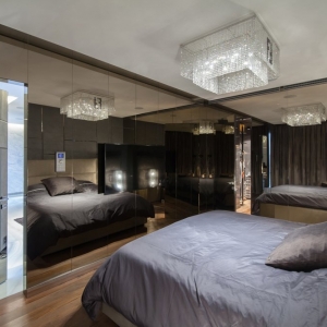 Photo of Arrow Glass & Mirror
