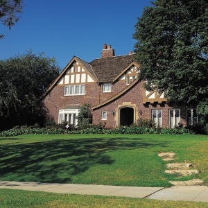Photo of Brown & Brown Realty Experts