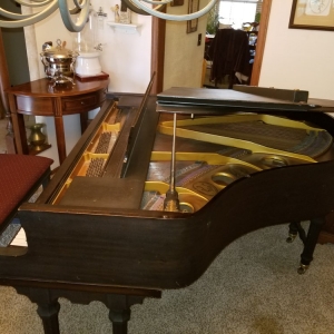 Photo of Bentley professional piano moving
