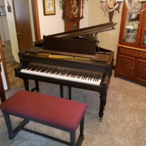 Photo of Bentley professional piano moving