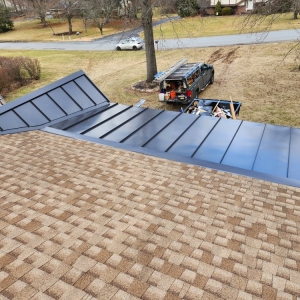 Photo of J & M Roofing