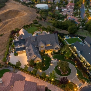 Photo of Stephany M Jenkins - Park 46 Real Estate