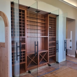 Photo of Master Glaser Glass
