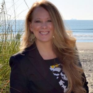 Photo of Tabatha Mohr - RE/MAX Cornerstone Realty