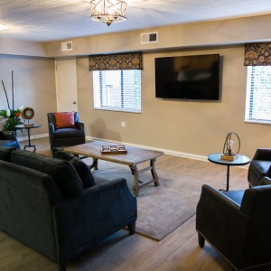 Photo of Bryn Mawr Apartments