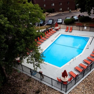 Photo of Bryn Mawr Apartments
