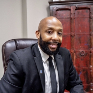 Photo of Wil Hambright - ViaTerra Real Estate