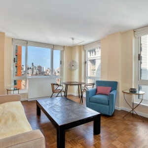New York Janine Young - The Real Estate Lady