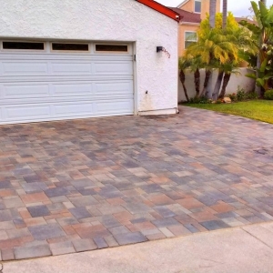 Santa Ana Pavers Scape