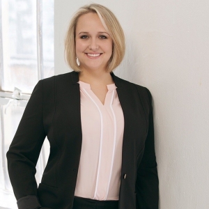 Photo of Edward Jones - Financial Advisor: April N Pollard