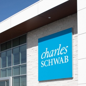Photo of Charles Schwab