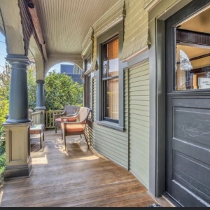 Photo of Natalie Strom - Living Room Realty