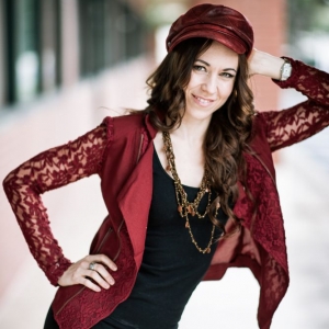 Photo of Nichole Carlson