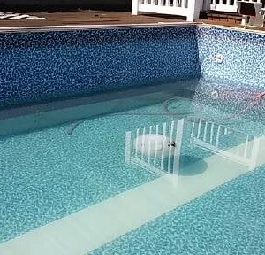 Glendale Classic Pool & Spa Service