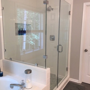 Fredericksburg All Glass LLC