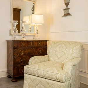 Jacksonville Hugo's Fine Furniture & Interiors