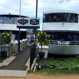 Photo of Paradise Charter Cruises