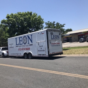 Photo of Leon Moving