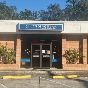 Photo of Lending Bear