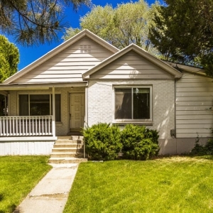 Photo of Melissa Comrie Real Estate