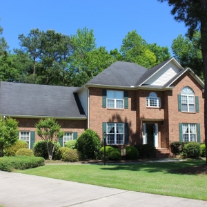 Photo of Janie Pugh - Carolina One Real Estate