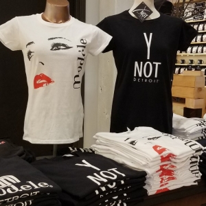 Photo of T-Shirt Kraft