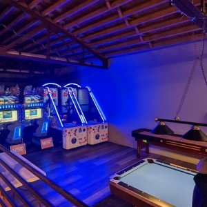 Photo of J&B's Sports Bar & Blue Ribbon Taproom