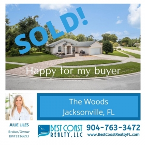 Photo of Julie Liles - Best Coast Realty